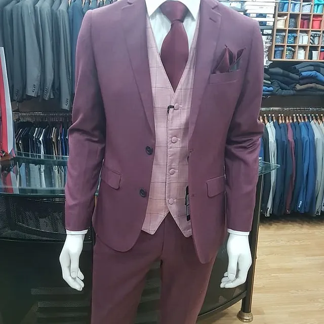 Franck's Moda Hombre trajes